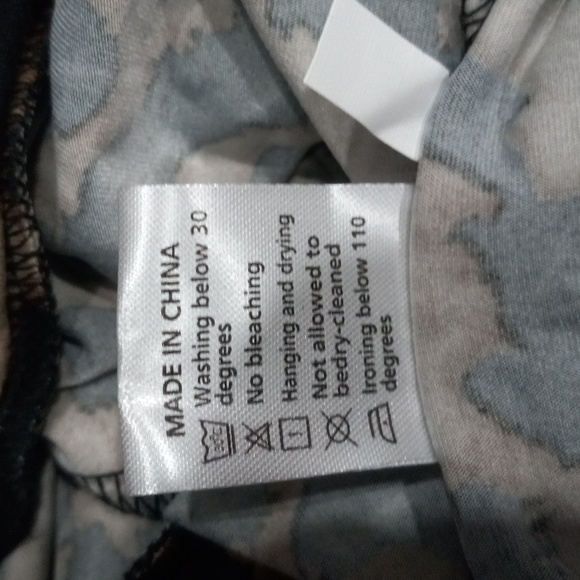 Chic Leopard Print Women's Skort Skirt Size L - Picture 10 of 10